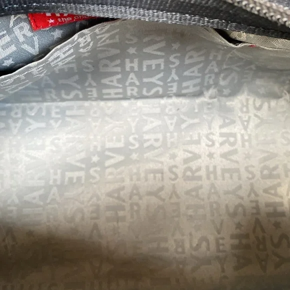Harvey seatbelt purse Preloved - Picture 5 of 11